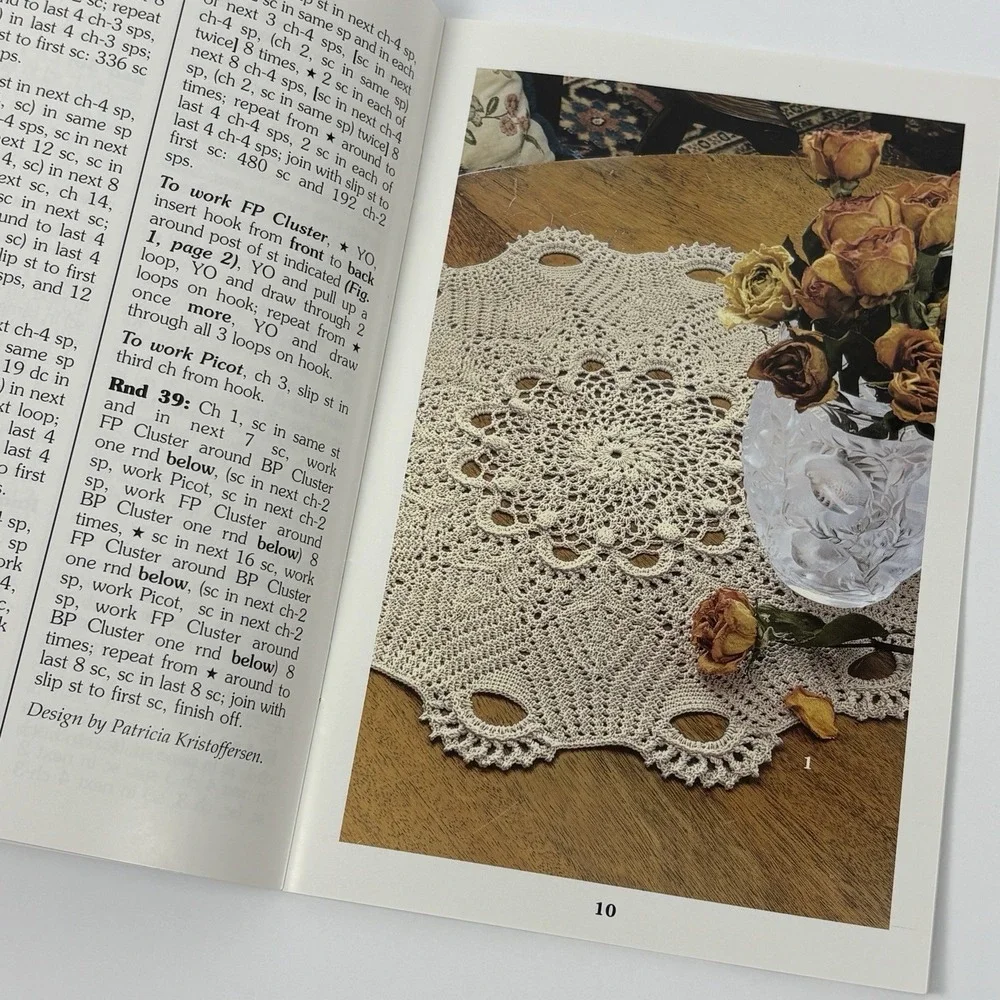 Leisure Arts Little Books Delightful Doilies‎ Crochet Pattern Booklet R18-7 VTG
